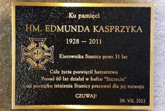 bronze-memorial-plaq1
