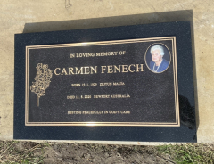 Memorial_Plaques_Melbourne_05