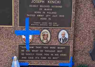 Memorial_Plaques_Melbourne_13